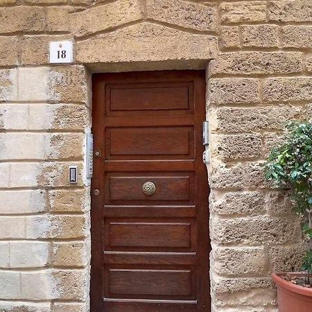 Suite Minerva 10 Steps From Piazza Civica Alguer Exterior foto