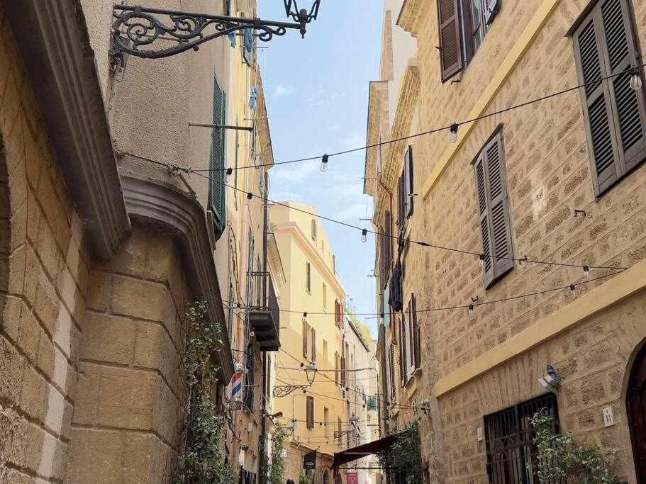 Suite Minerva 10 Steps From Piazza Civica Alguer Exterior foto